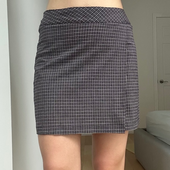 VINTAGE PLAID NAVY SKIRT - Picture 1 of 6